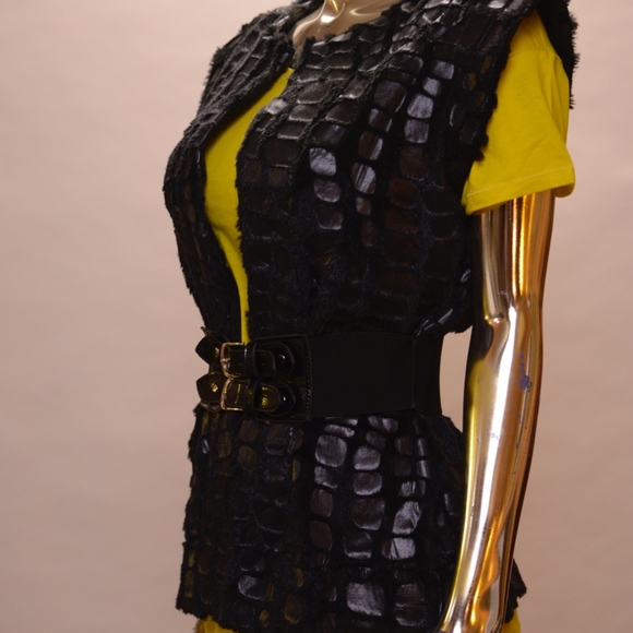Faux fur leather unique style vest with belt -NWOT - Picture 6 of 8